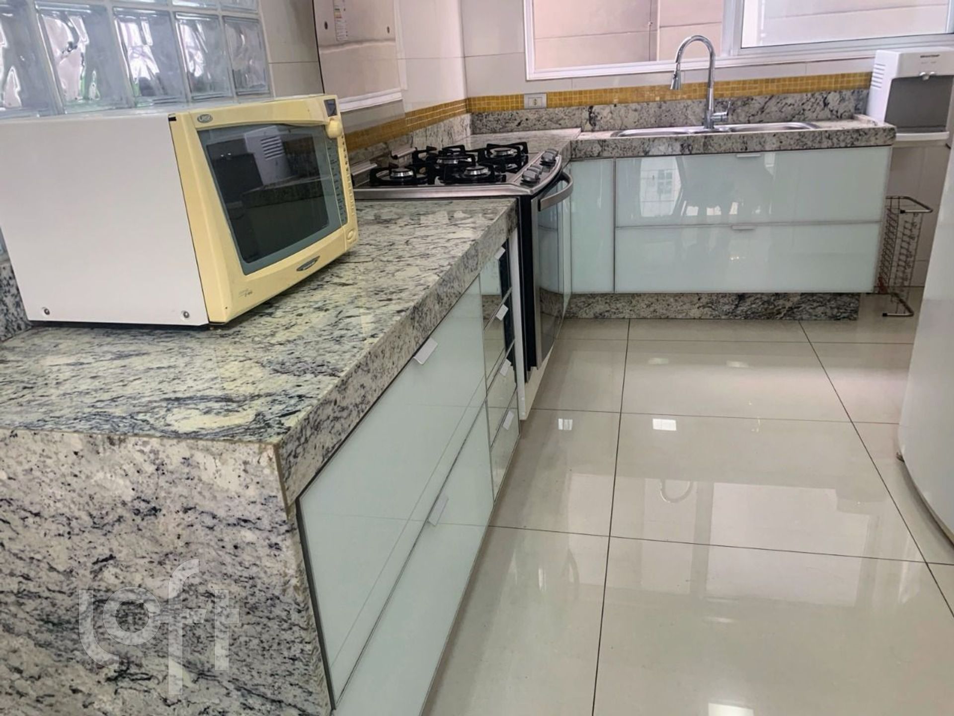 Apartamento à venda com 3 quartos, 168m² - Foto 23