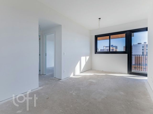 Apartamento com 75m², 2 dormitórios, 2 suítes, 2 vagas, Petrópolis em Porto Alegre