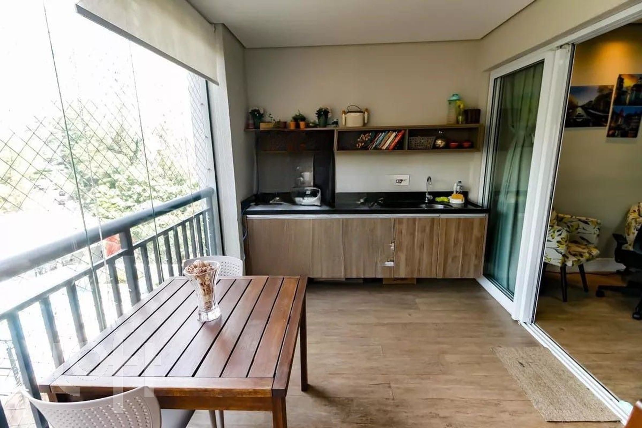 Apartamento à venda com 2 quartos, 77m² - Foto 3