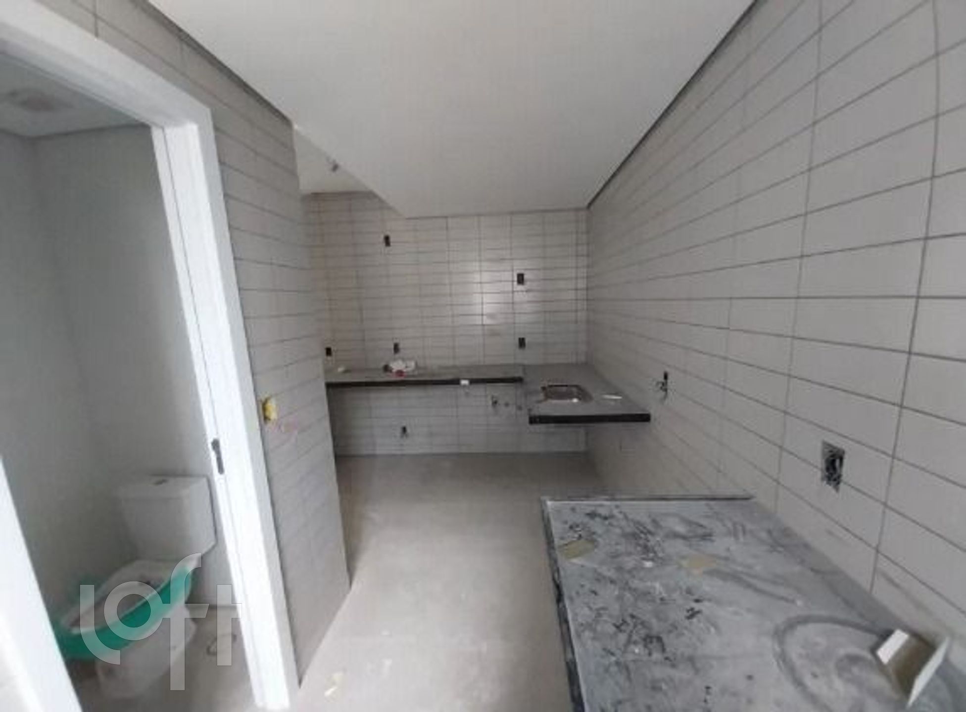 Apartamento à venda com 3 quartos, 85m² - Foto 4