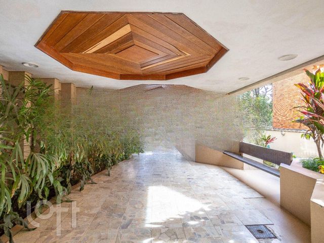 Apartamento com 86m², 2 dormitórios, 1 suíte, 1 vaga, Higienópolis em Porto Alegre