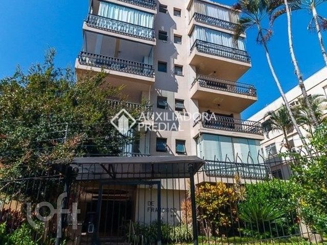 Apartamento com 86m², 2 dormitórios, 1 suíte, 1 vaga, Higienópolis em Porto Alegre