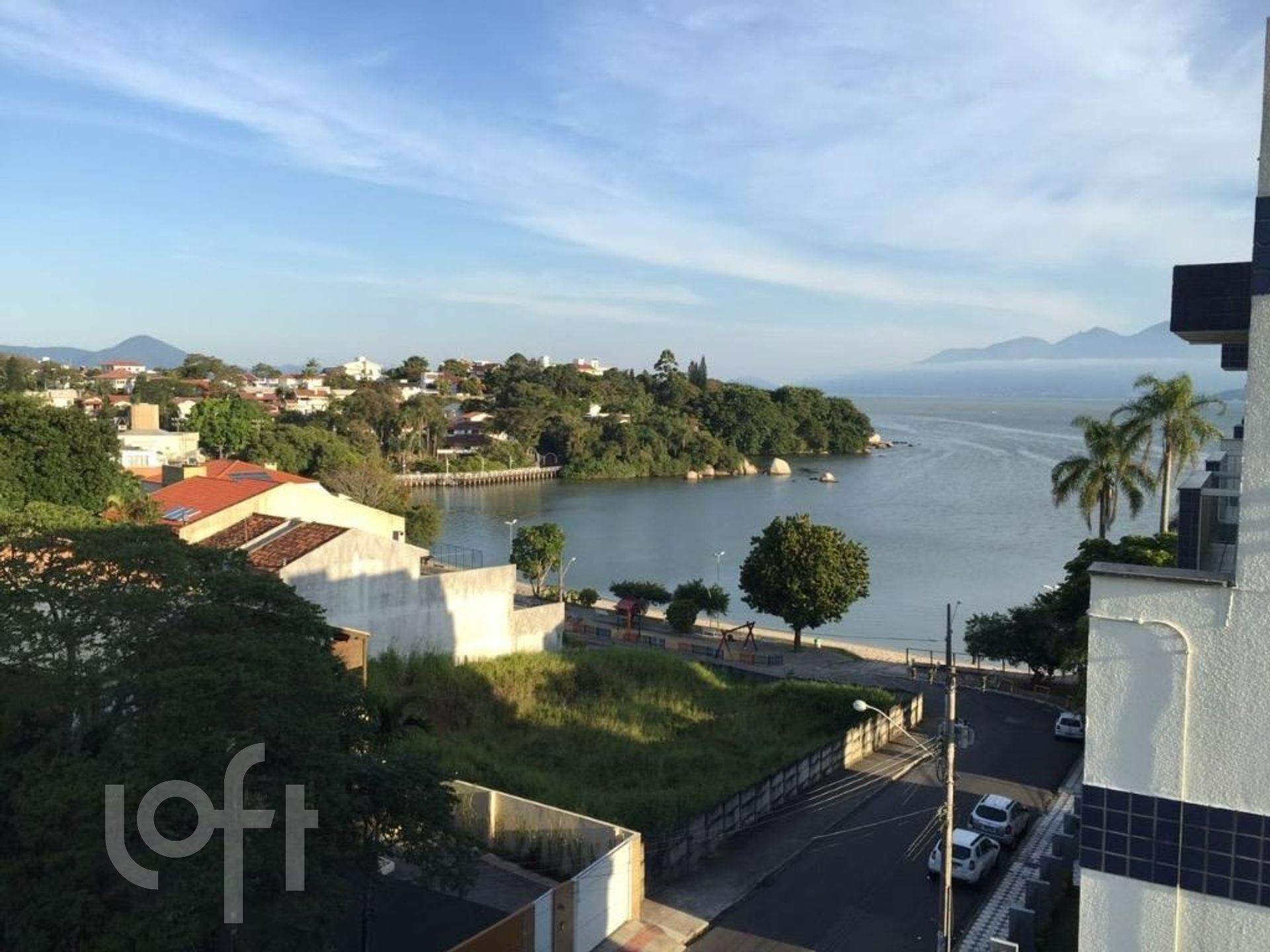 Apartamentos com 135m², 3 quartos, 2 suítes, 2 garagens, no bairro Bom abrigo em Florianópolis