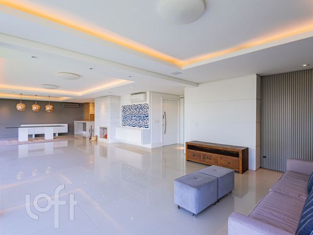 Apartamento com 312m², 4 dormitórios, 4 suítes, 5 vagas, Três Figueiras em Porto Alegre