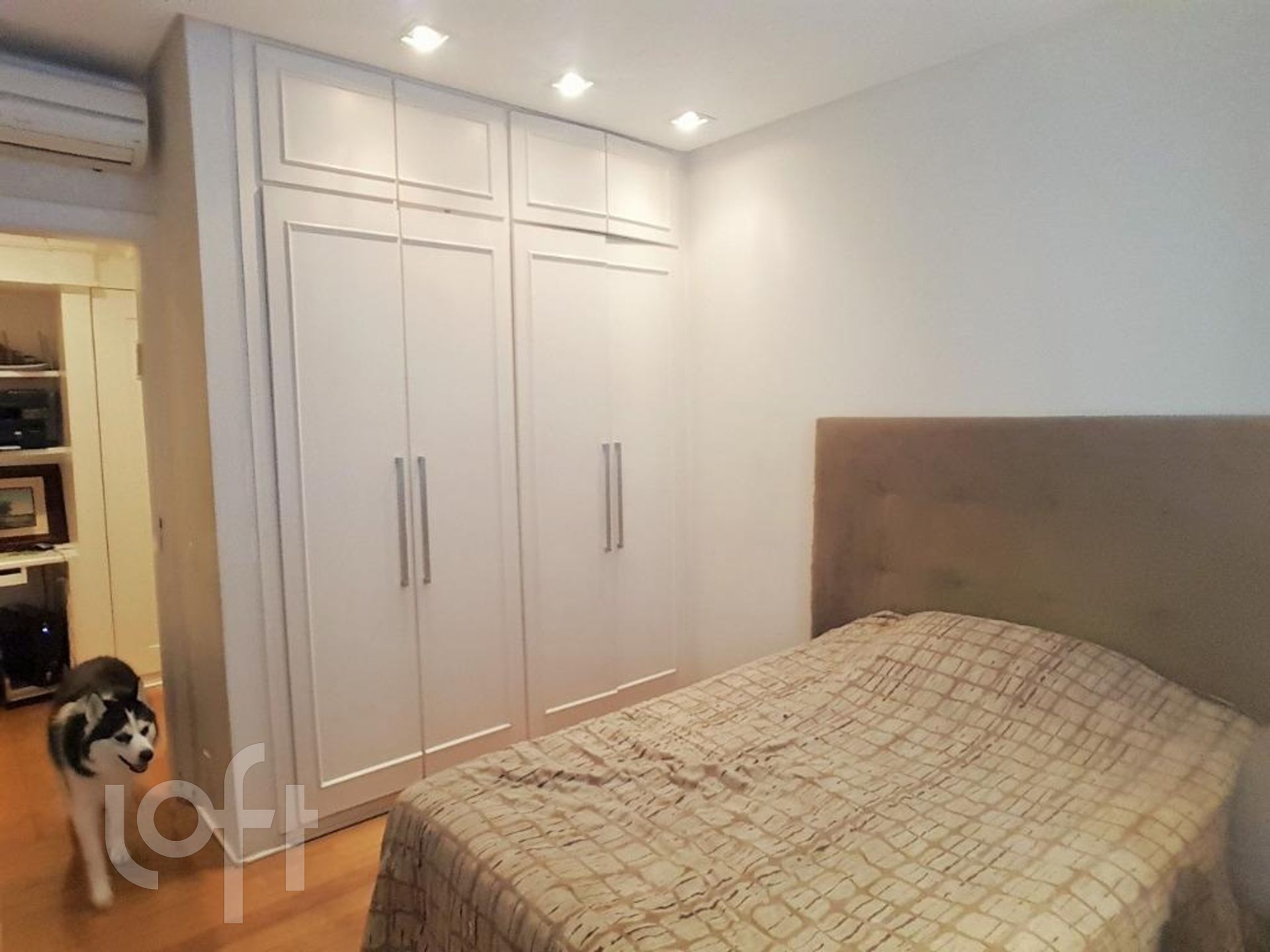 Apartamento à venda com 4 quartos, 240m² - Foto 12