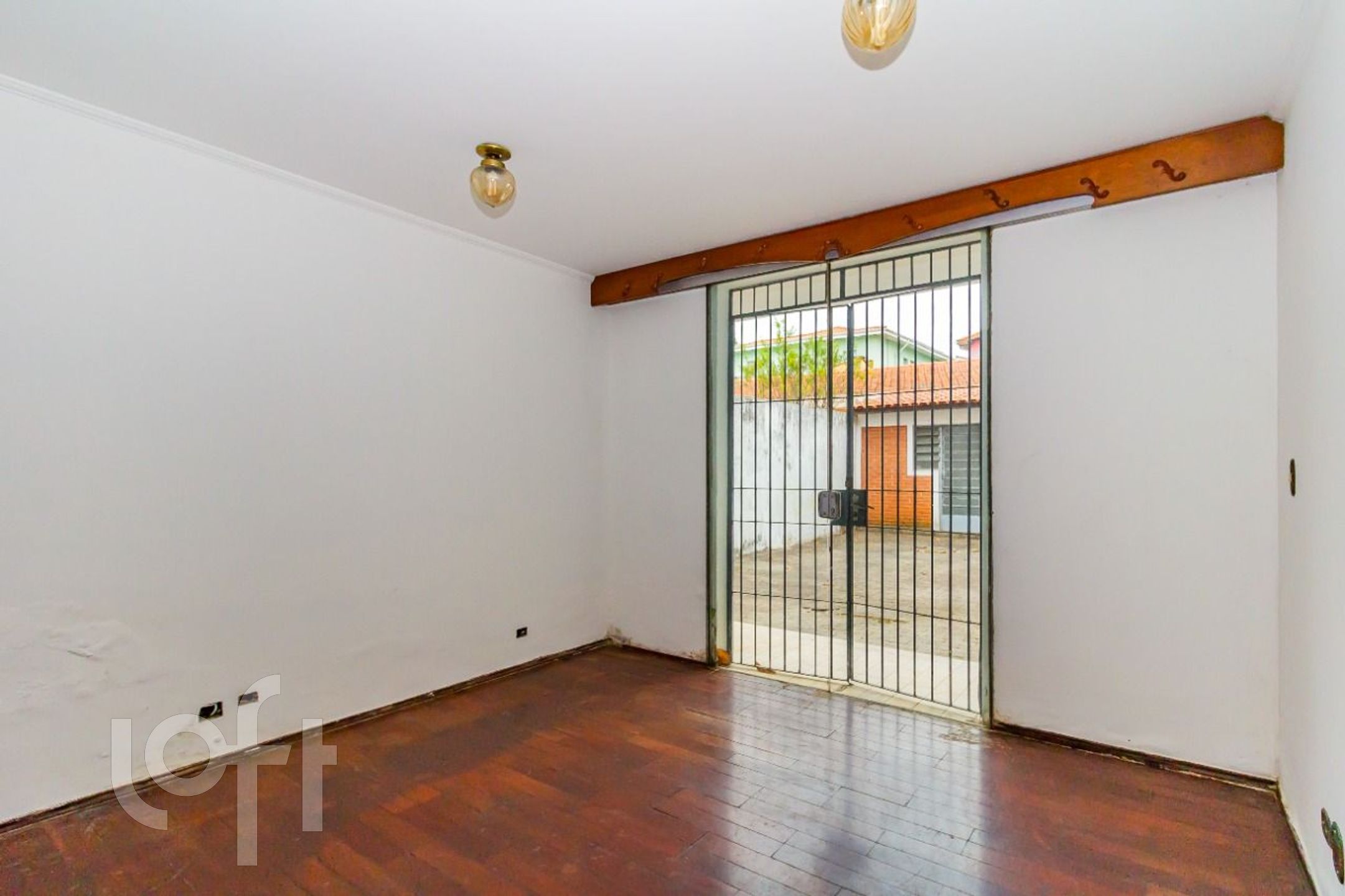 Casa à venda com 3 quartos, 219m² - Foto 10