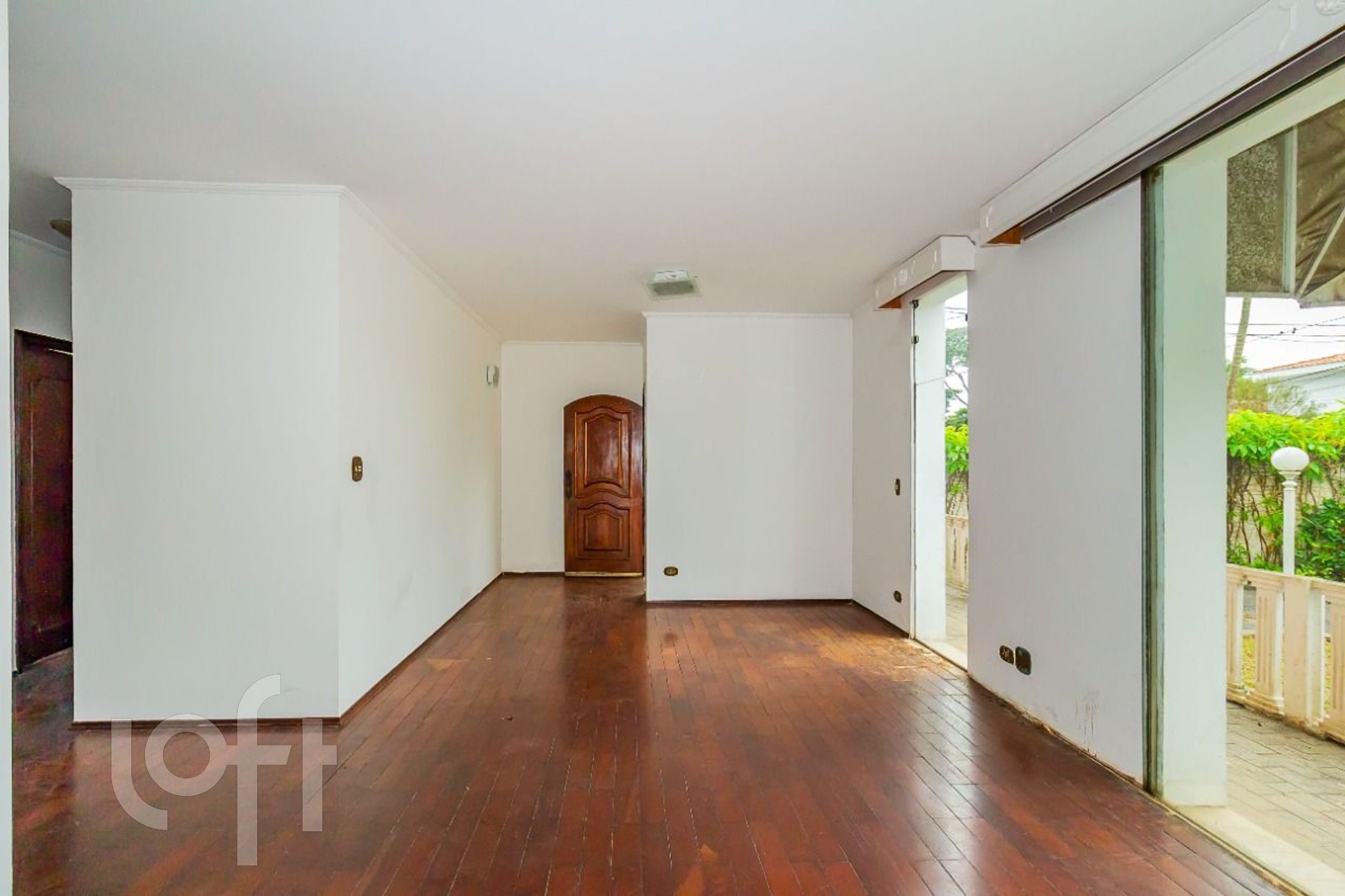 Casa à venda com 3 quartos, 219m² - Foto 9