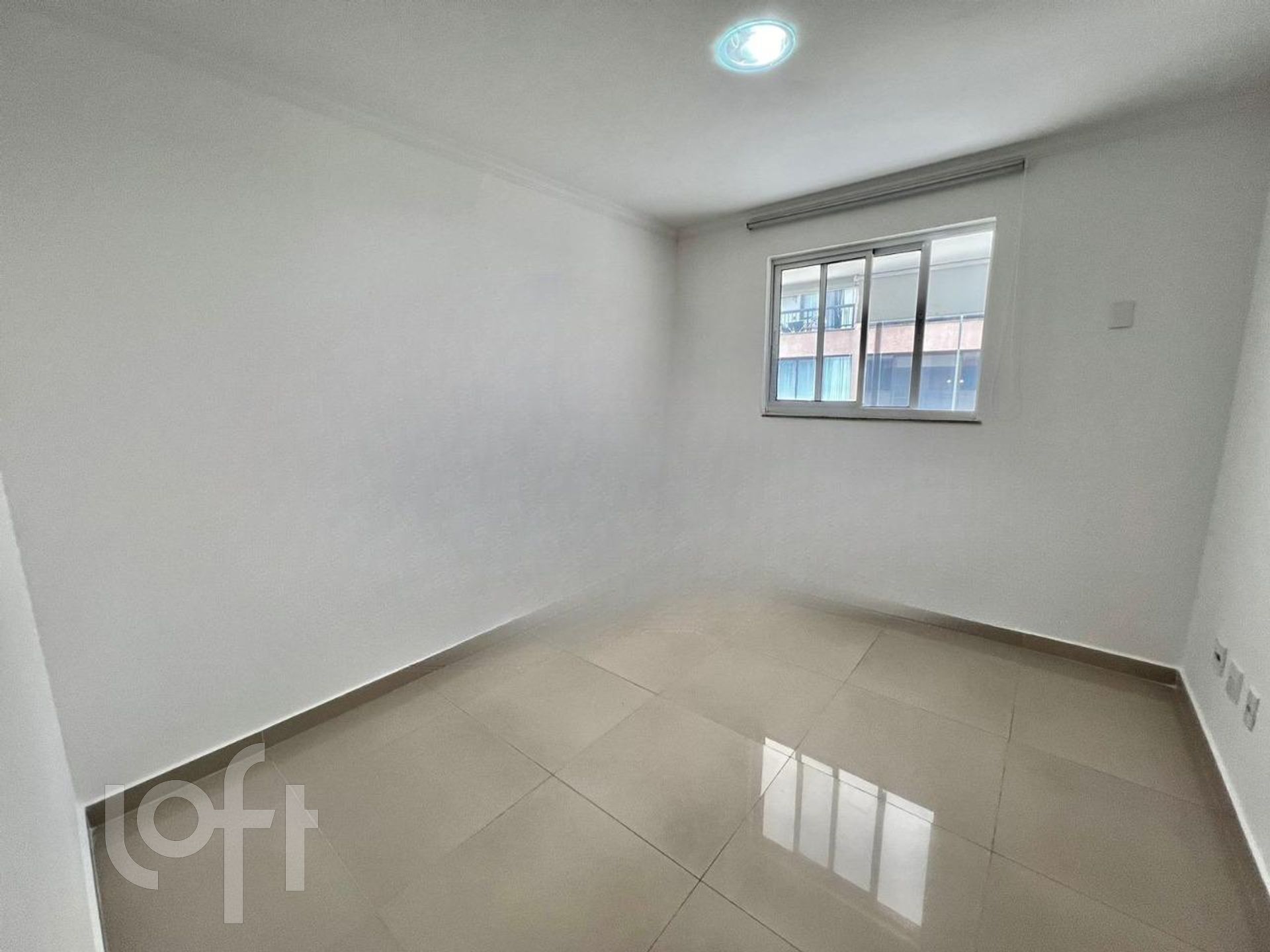 Apartamento à venda com 3 quartos, 100m² - Foto 8