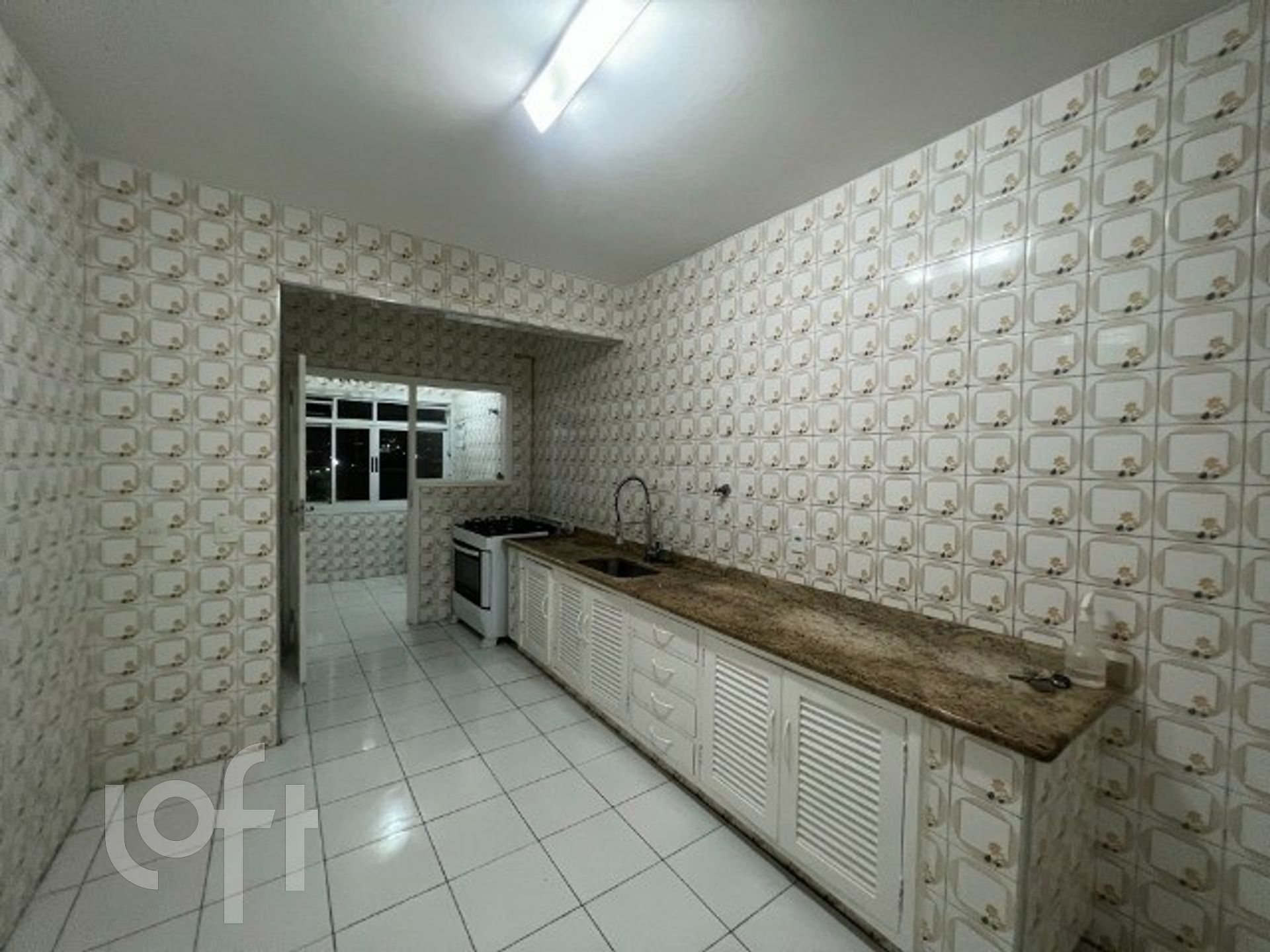 Apartamento à venda com 2 quartos, 79m² - Foto 13