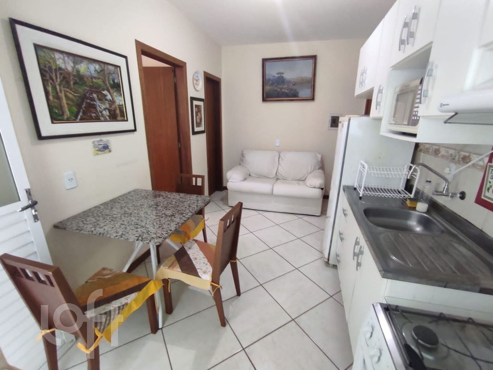 Apartamentos com 38m², 1 quarto, 1 garagem, no bairro Ingleses em Florianópolis