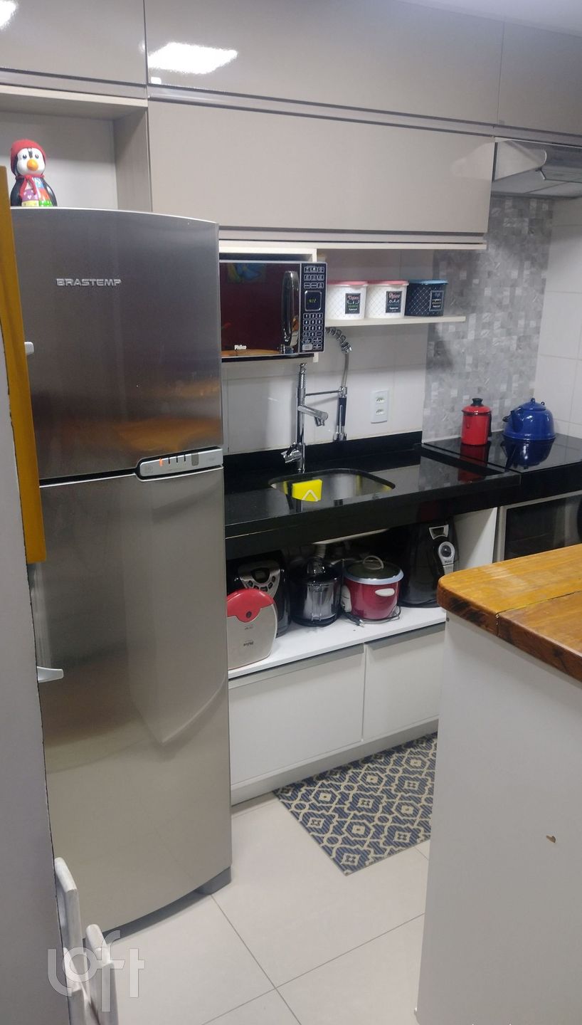 Apartamento à venda com 2 quartos, 45m² - Foto 17