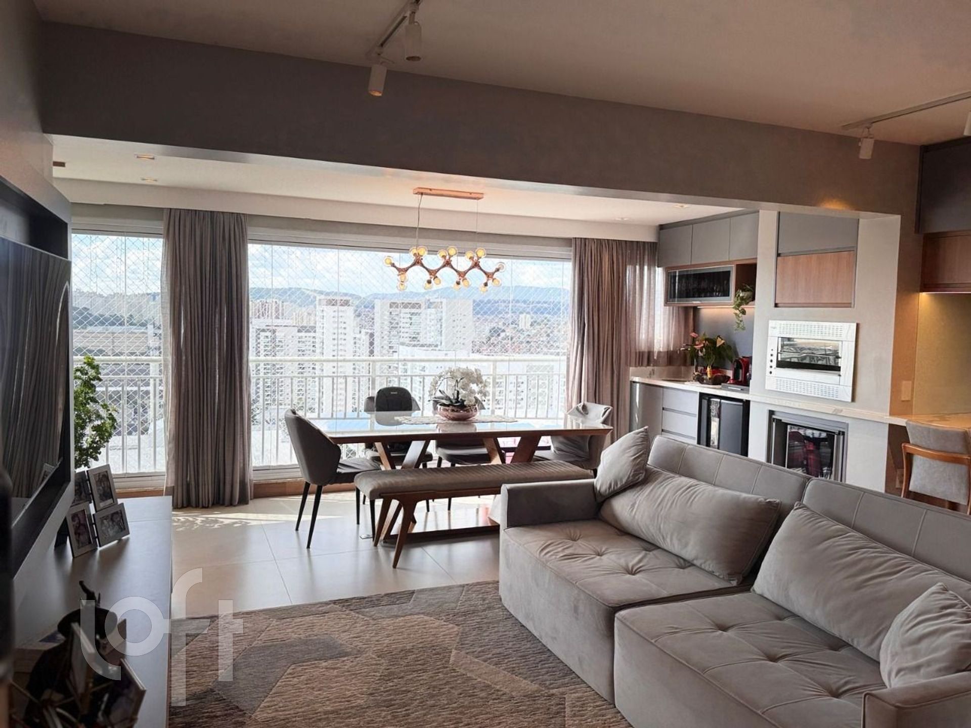 Apartamento à venda em Lapa com 105 m², 3 quartos, 1 suíte, 2 vagas