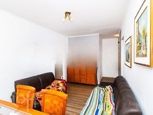 Apartamento com 93m², 3 dormitórios, 1 suíte, 1 vaga, Petrópolis em Porto Alegre