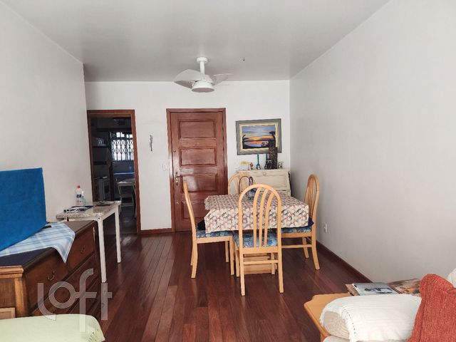 Apartamento com 99m², 3 dormitórios, 1 suíte, 1 vaga, Bom Fim em Porto Alegre