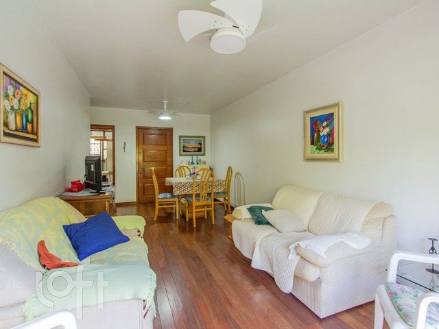 Apartamento com 99m², 3 dormitórios, 1 suíte, 1 vaga, Bom Fim em Porto Alegre