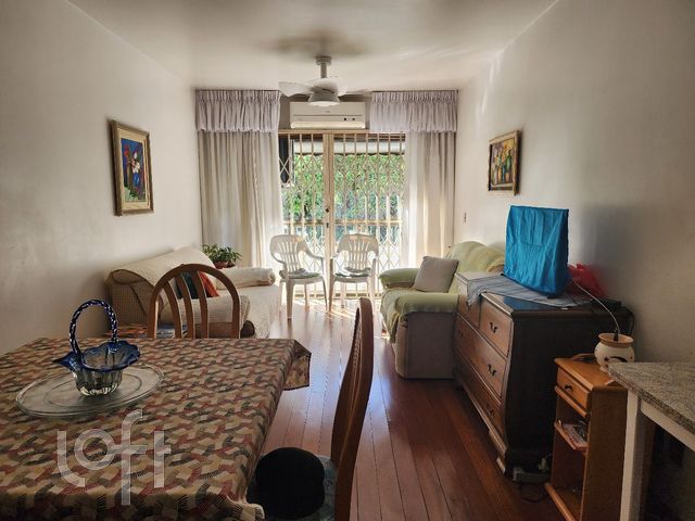 Apartamento com 99m², 3 dormitórios, 1 suíte, 1 vaga, Bom Fim em Porto Alegre