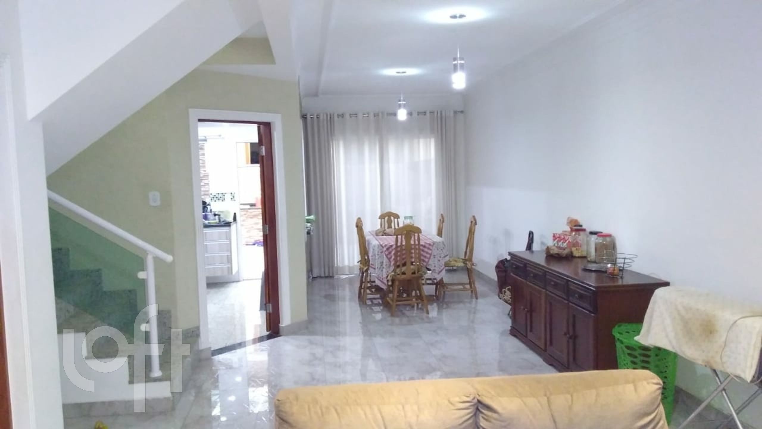 Casa à venda com 3 quartos, 200m² - Foto 7