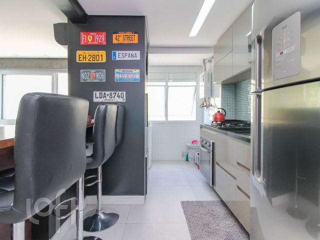 Apartamento com 43m², 1 dormitório, 1 vaga, Higienópolis em Porto Alegre