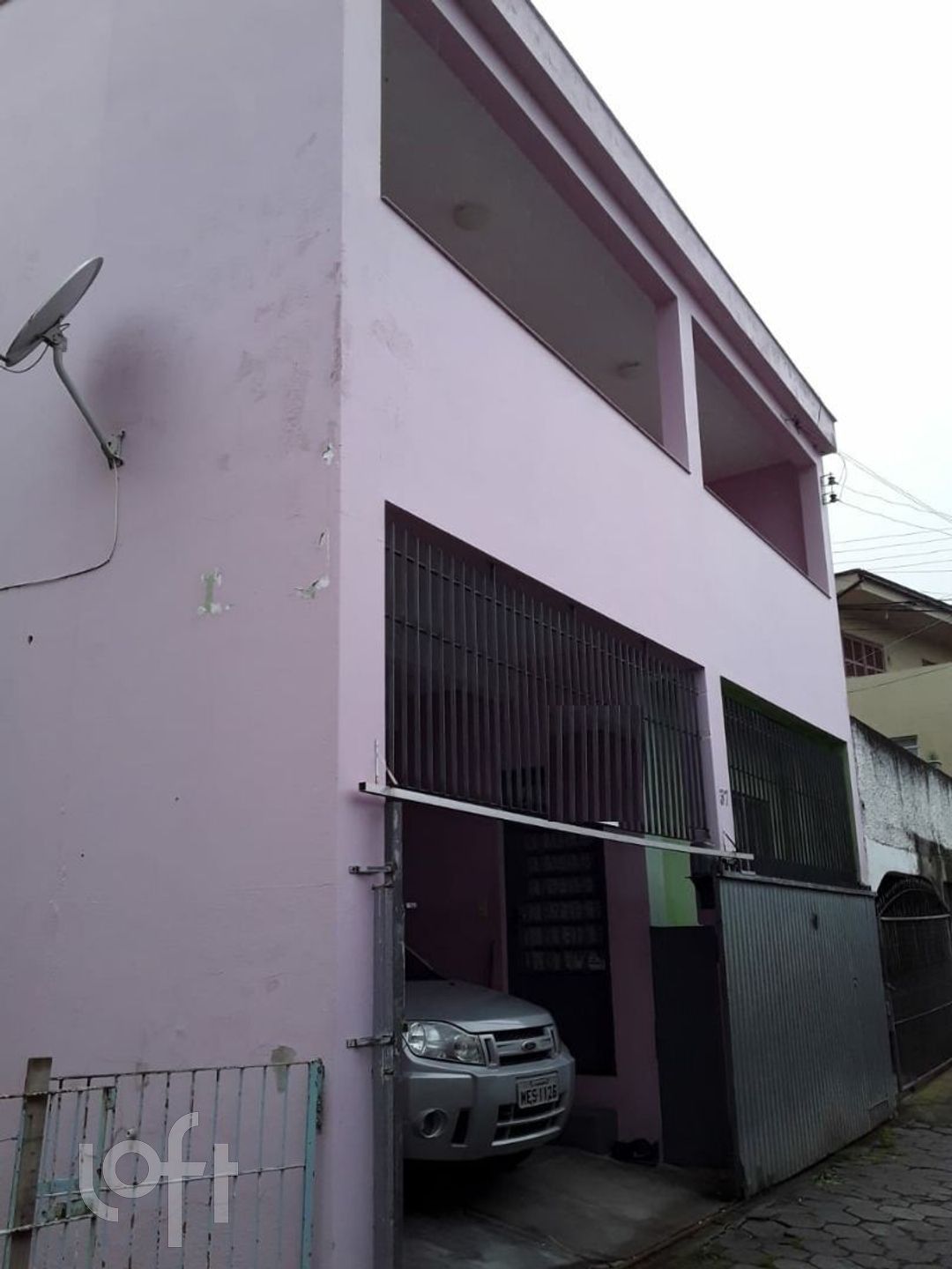 Casa Residencial com 80m², 5 quartos, no bairro Costeira do Pirajubaé em Florianópolis