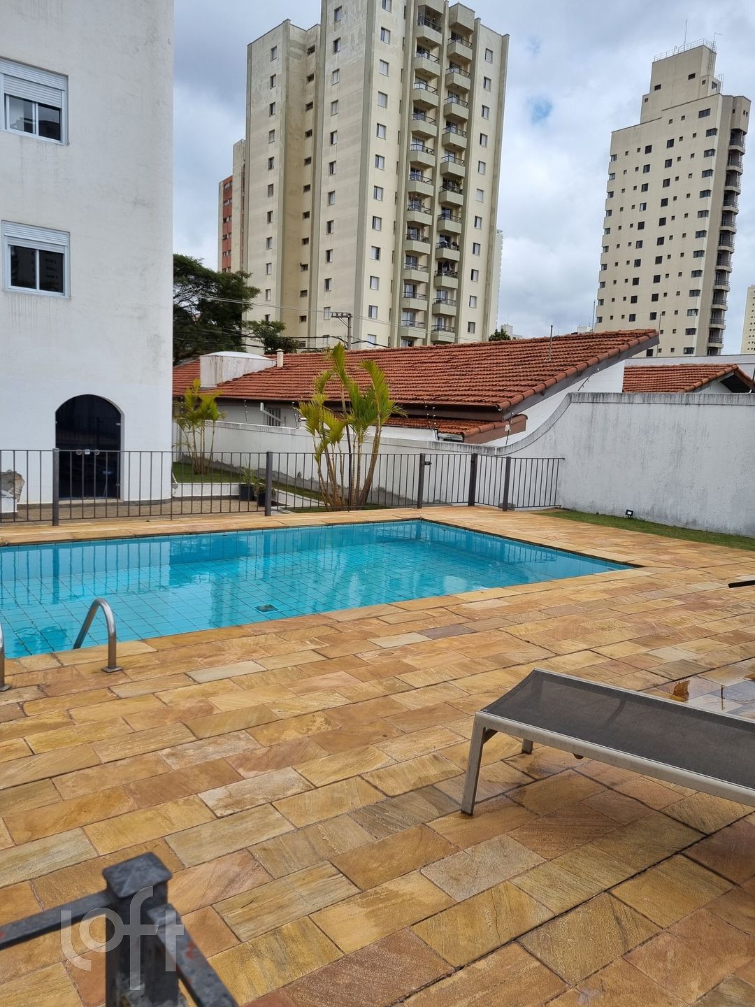 Apartamento à venda com 2 quartos, 75m² - Foto 5