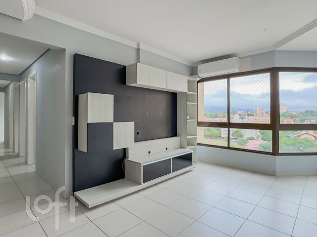 Apartamento com 90m², 3 dormitórios, 1 suíte, 2 vagas, Vila Ipiranga em Porto Alegre