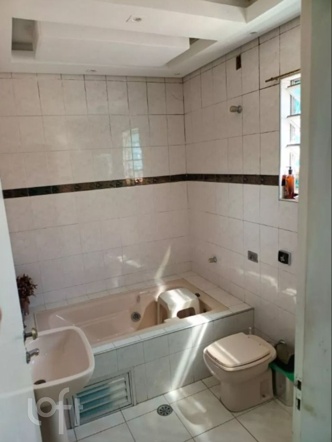 Casa à venda com 4 quartos, 200m² - Foto 28