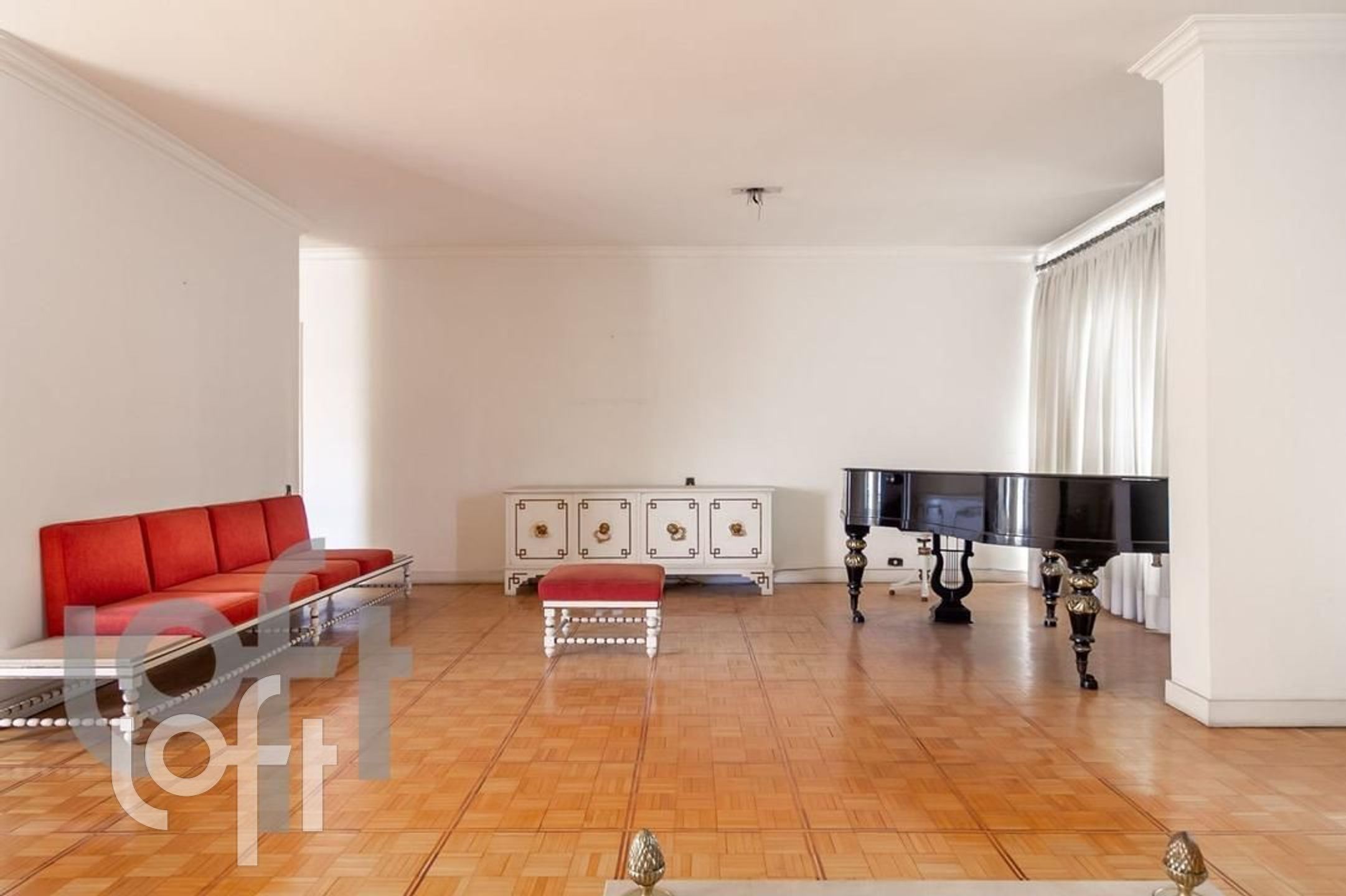 Apartamento à venda com 3 quartos, 360m² - Foto 2