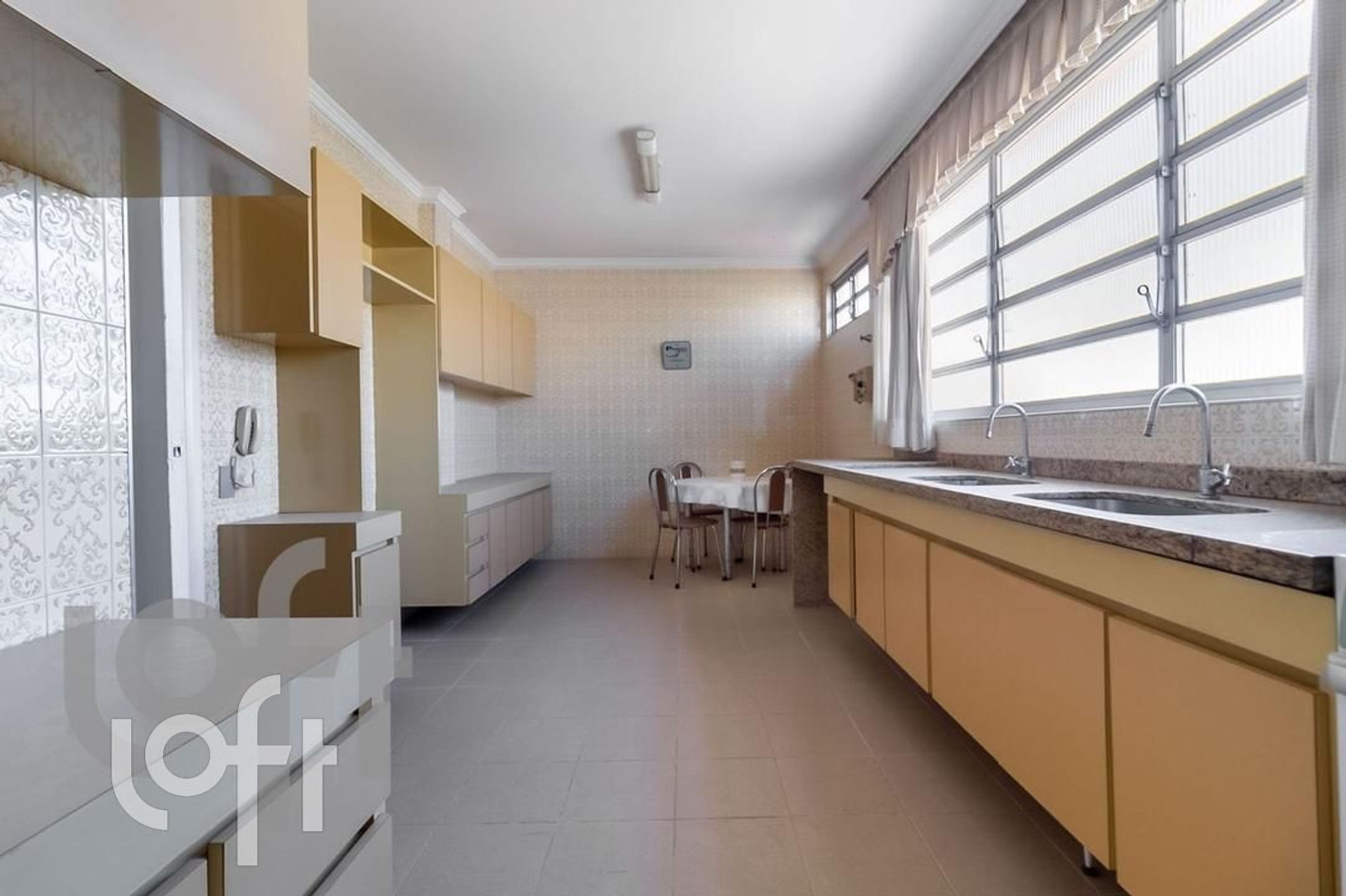 Apartamento à venda com 3 quartos, 360m² - Foto 13