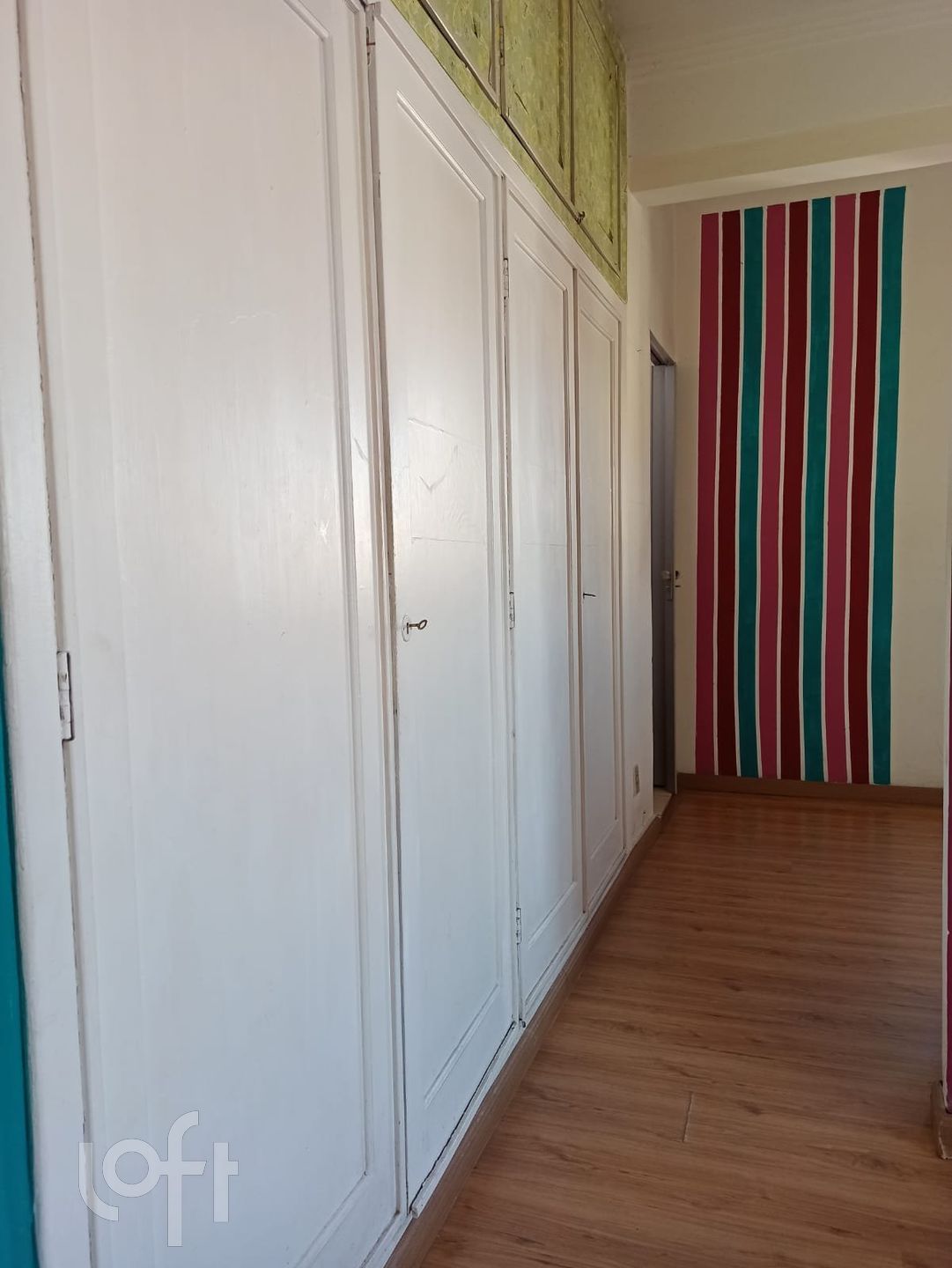 Apartamento à venda com 3 quartos, 117m² - Foto 2