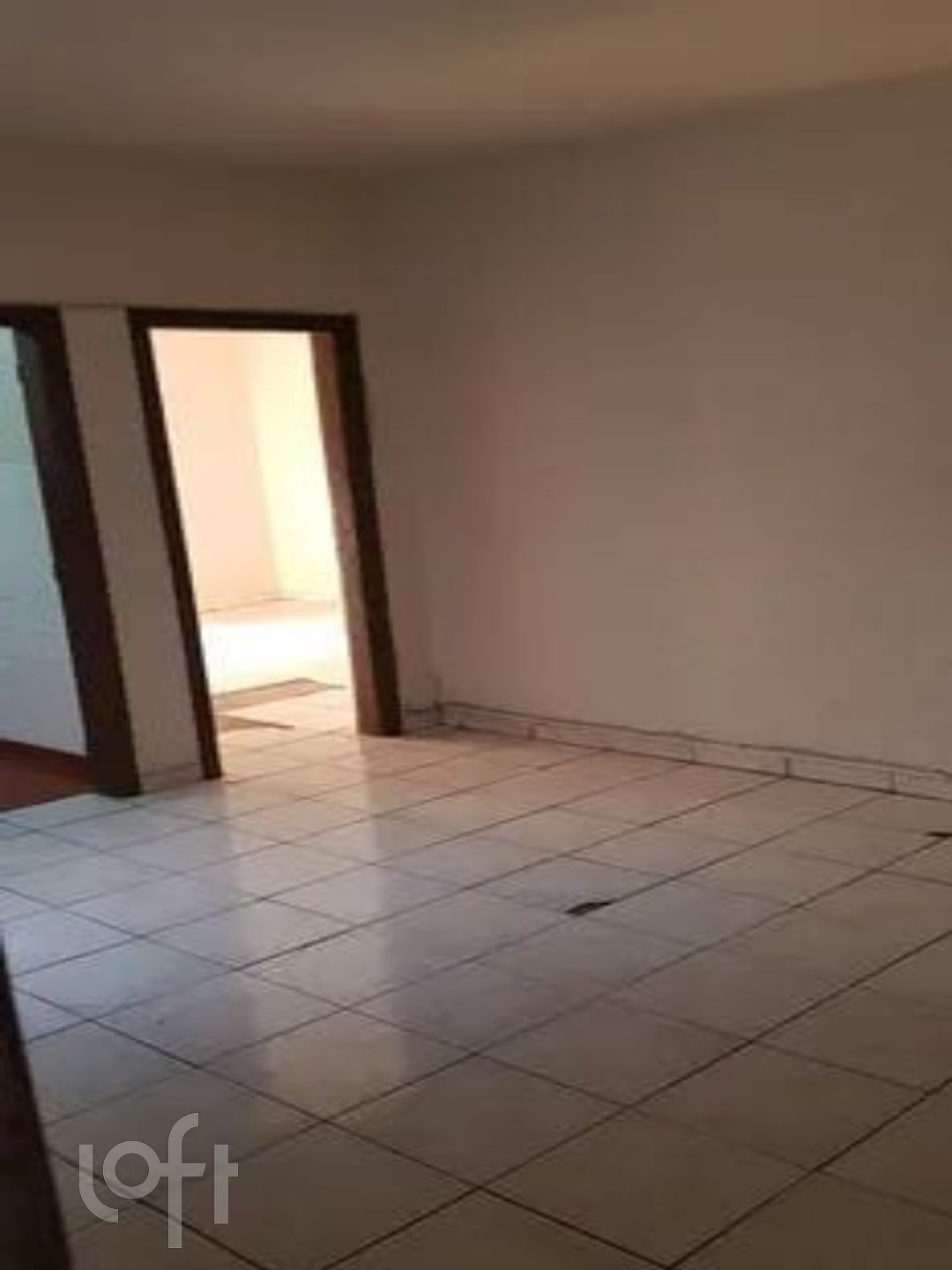 Apartamento à venda com 2 quartos, 70m² - Foto 2