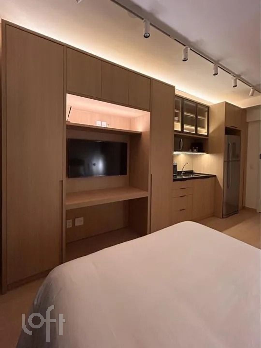 Apartamento à venda com 1 quarto, 28m² - Foto 11