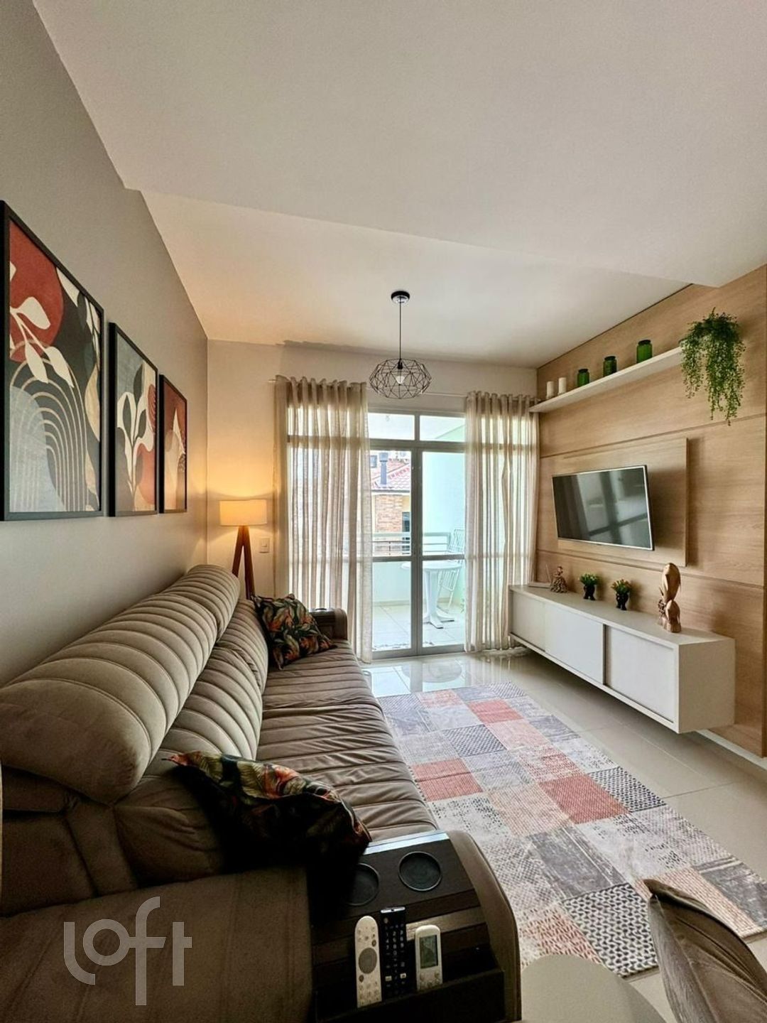 Apartamento à venda em Ingleses com 95 m², 2 quartos, 1 suíte, 2 vagas