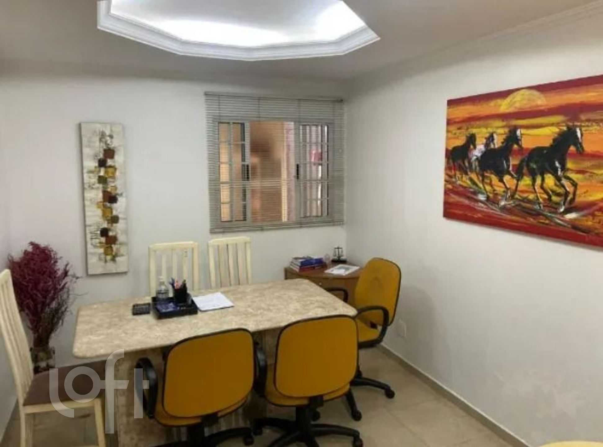 Casa à venda com 4 quartos, 158m² - Foto 4