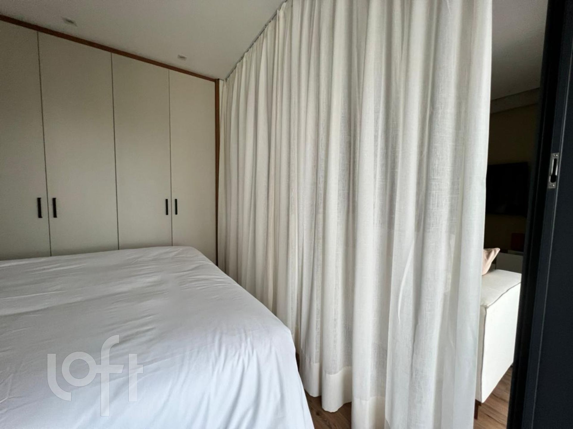 Apartamento à venda com 1 quarto, 49m² - Foto 2