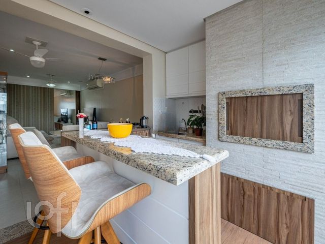 Apartamento com 115m², 3 dormitórios, 1 suíte, 2 vagas, Boa Vista em Porto Alegre