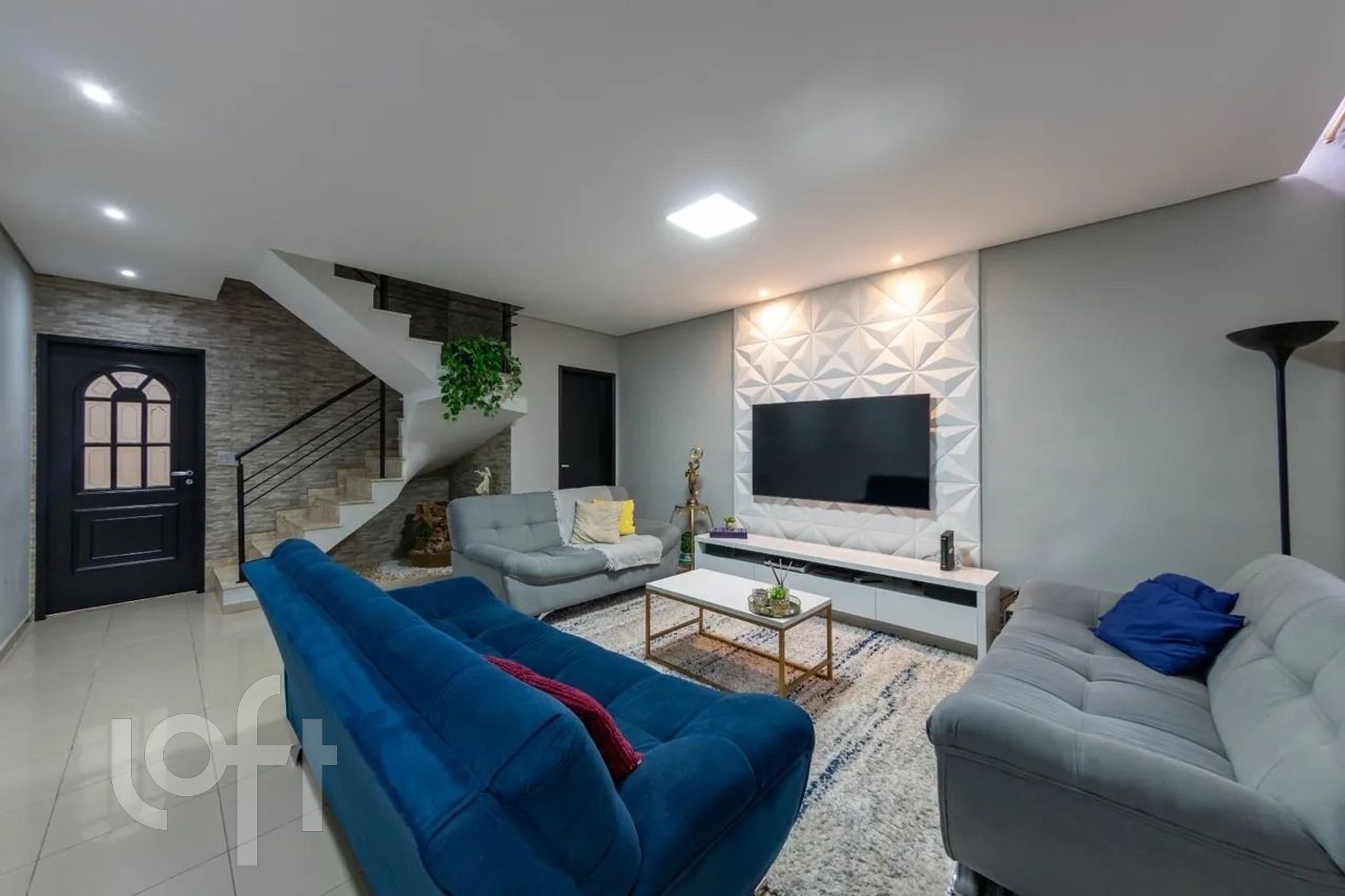 Casa à venda em Vila Prudente com 200 m², 4 quartos, 3 suítes, 4 vagas