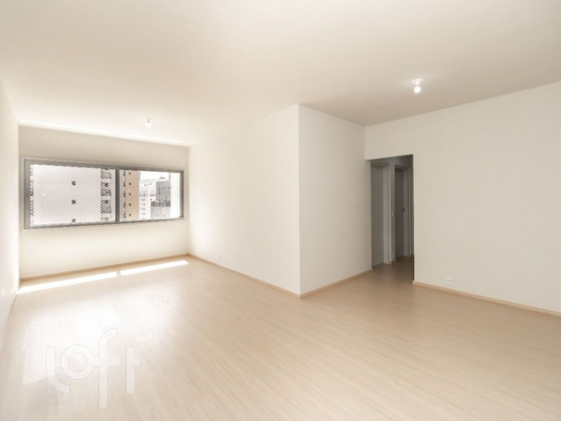 Apartamento à venda com 2 quartos, 99m² - Foto 1