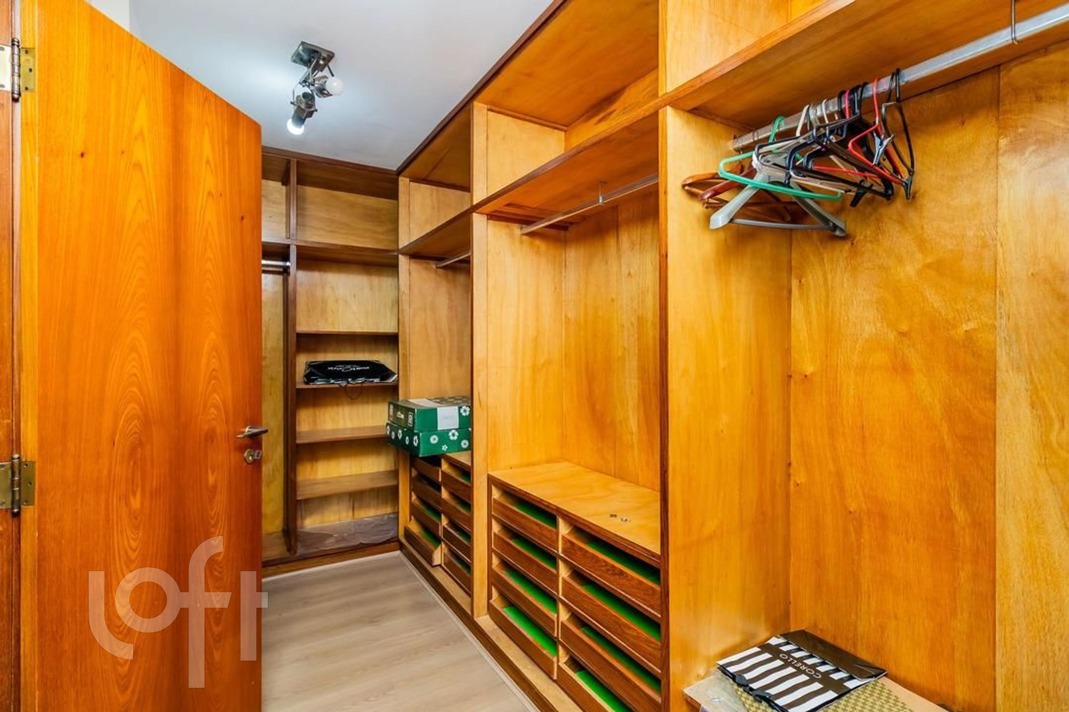 Apartamento à venda com 4 quartos, 307m² - Foto 35