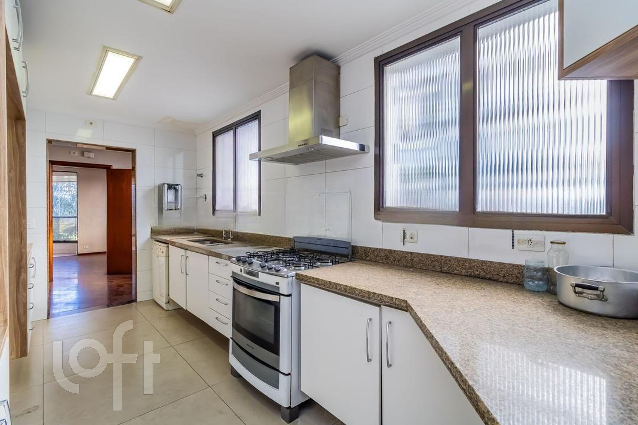 Apartamento à venda com 4 quartos, 307m² - Foto 16