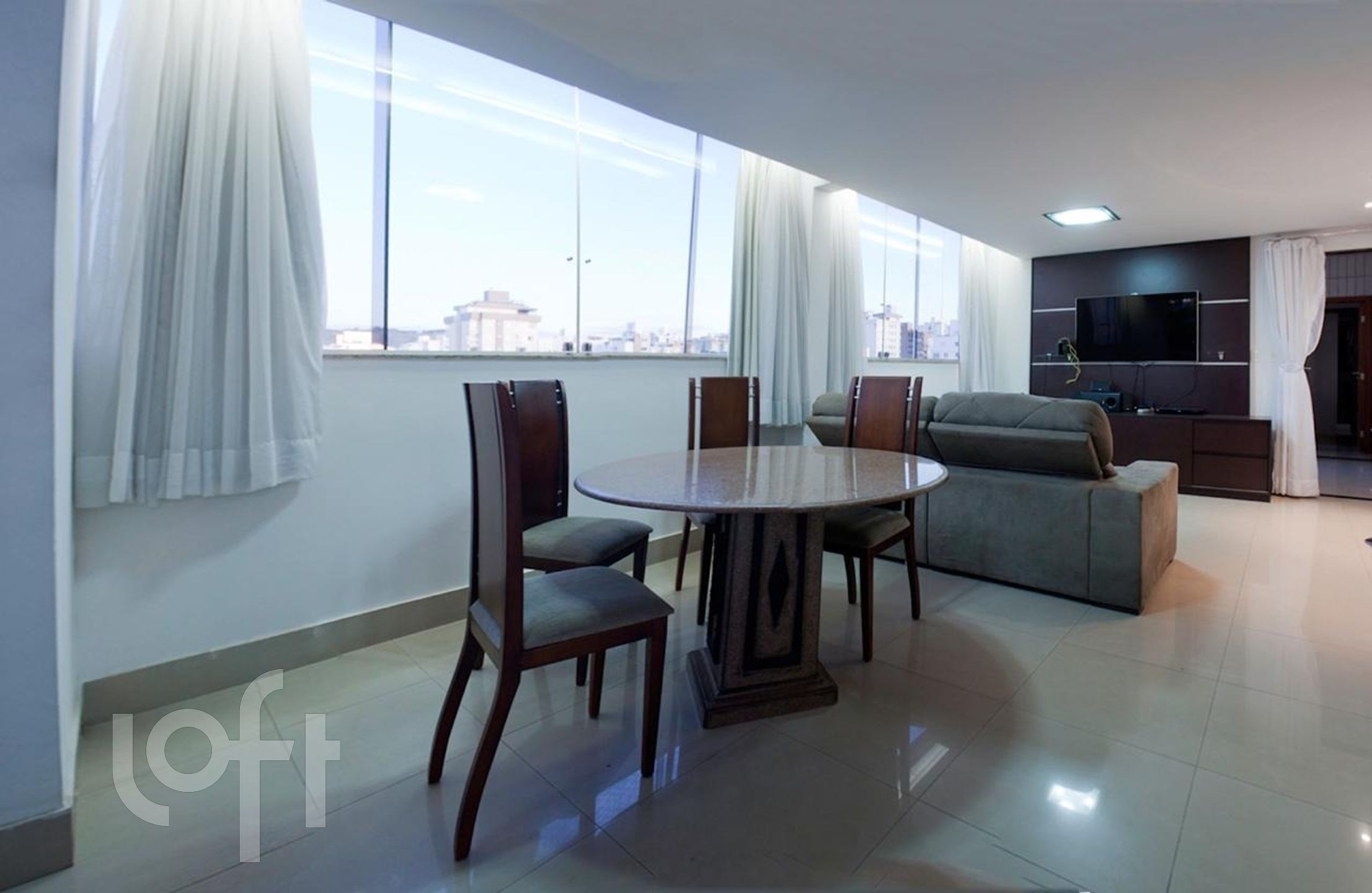 Apartamento à venda com 4 quartos, 334m² - Foto 27