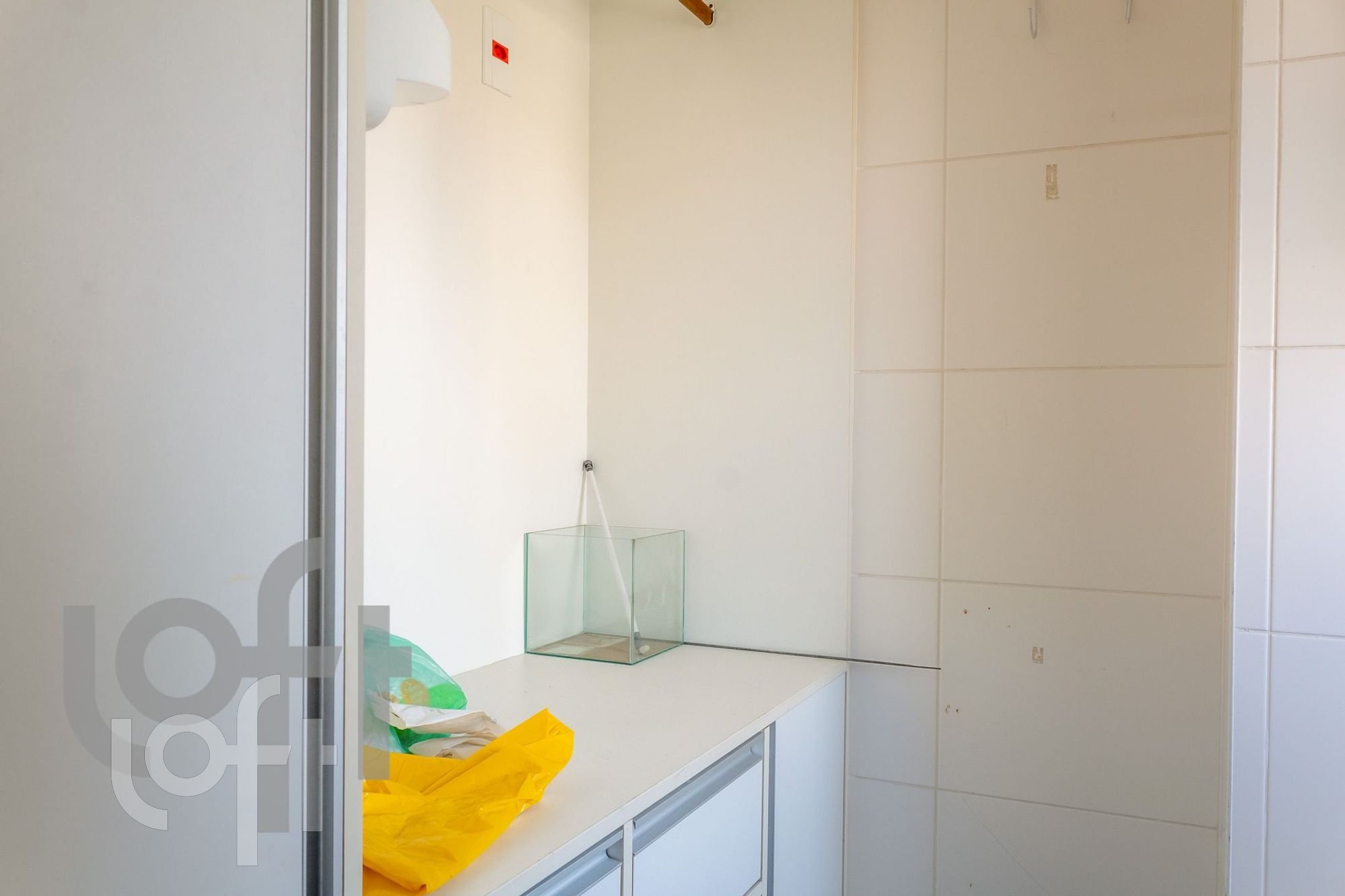 Apartamento à venda com 3 quartos, 236m² - Foto 30