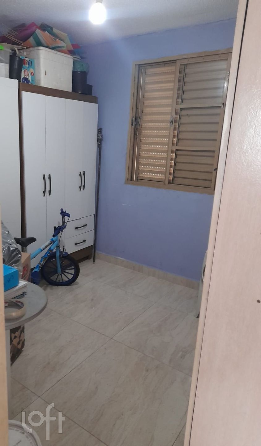 Apartamento à venda com 2 quartos, 42m² - Foto 5