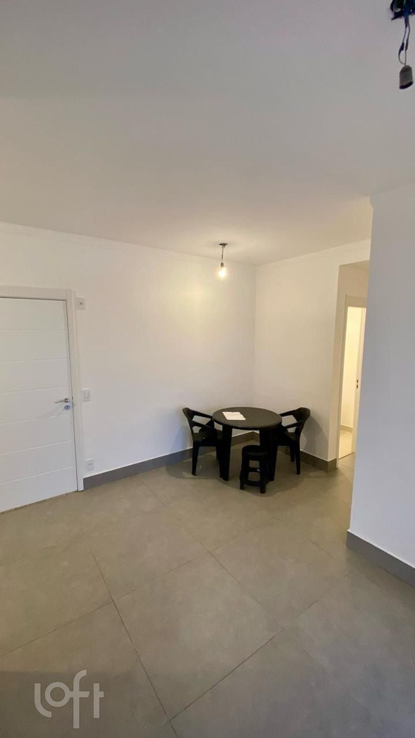 Apartamento à venda com 2 quartos, 72m² - Foto 2