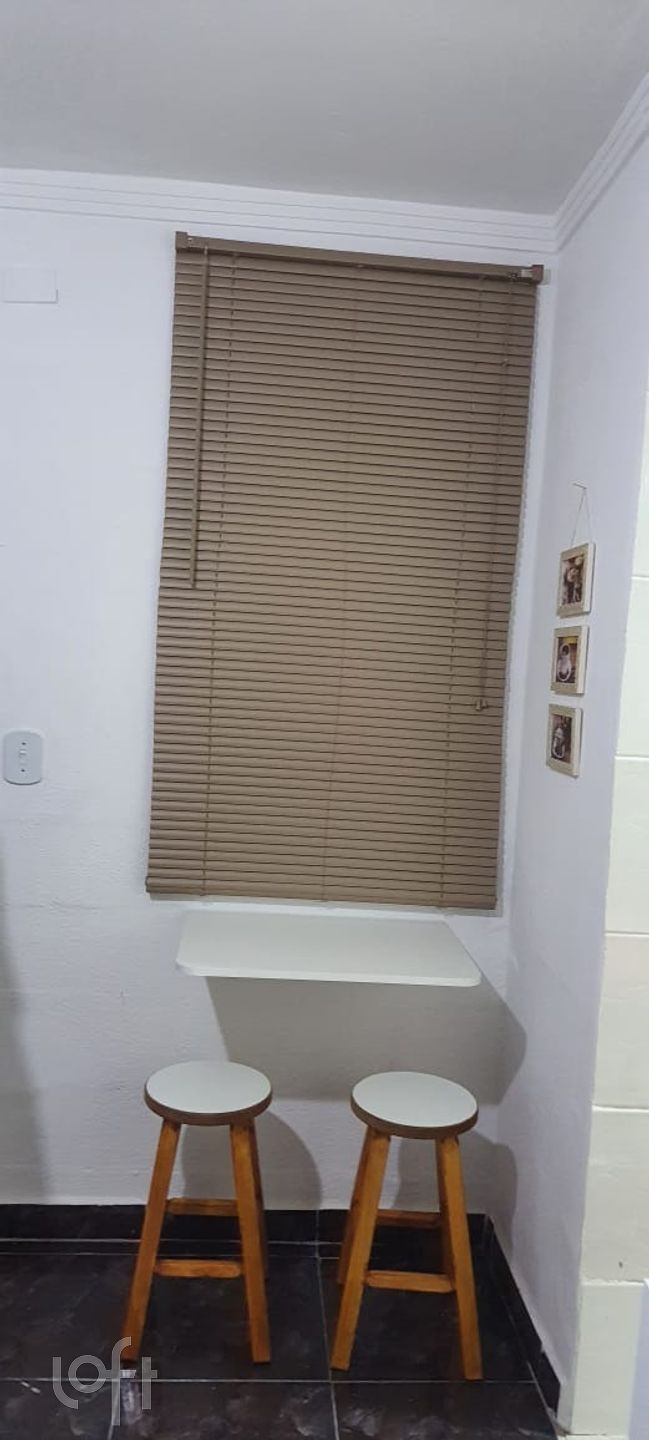 Apartamento à venda com 2 quartos, 40m² - Foto 10