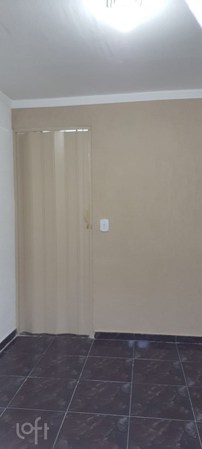 Apartamento à venda com 2 quartos, 40m² - Foto 20