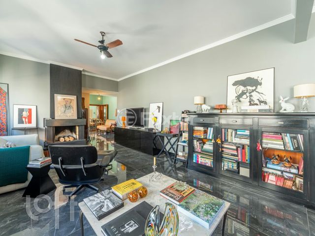 Apartamento com 156m², 3 dormitórios, 1 suíte, Rio Branco em Porto Alegre