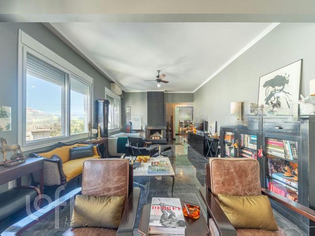 Apartamento com 156m², 3 dormitórios, 1 suíte, Rio Branco em Porto Alegre