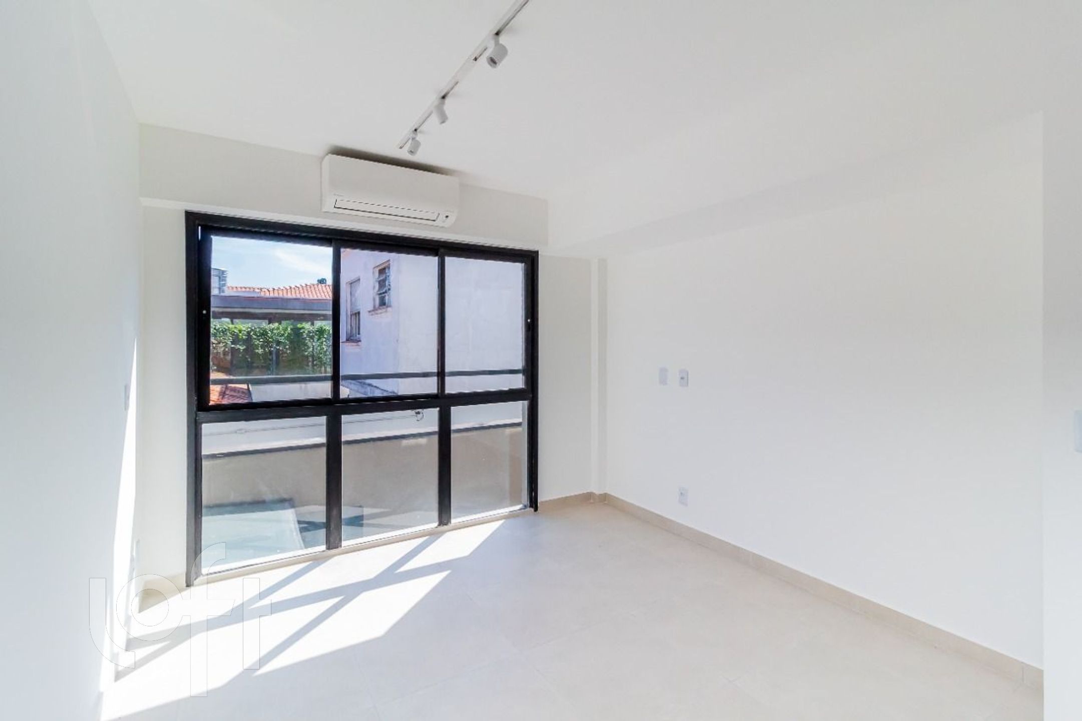 Apartamento à venda com 1 quarto, 47m² - Foto 2