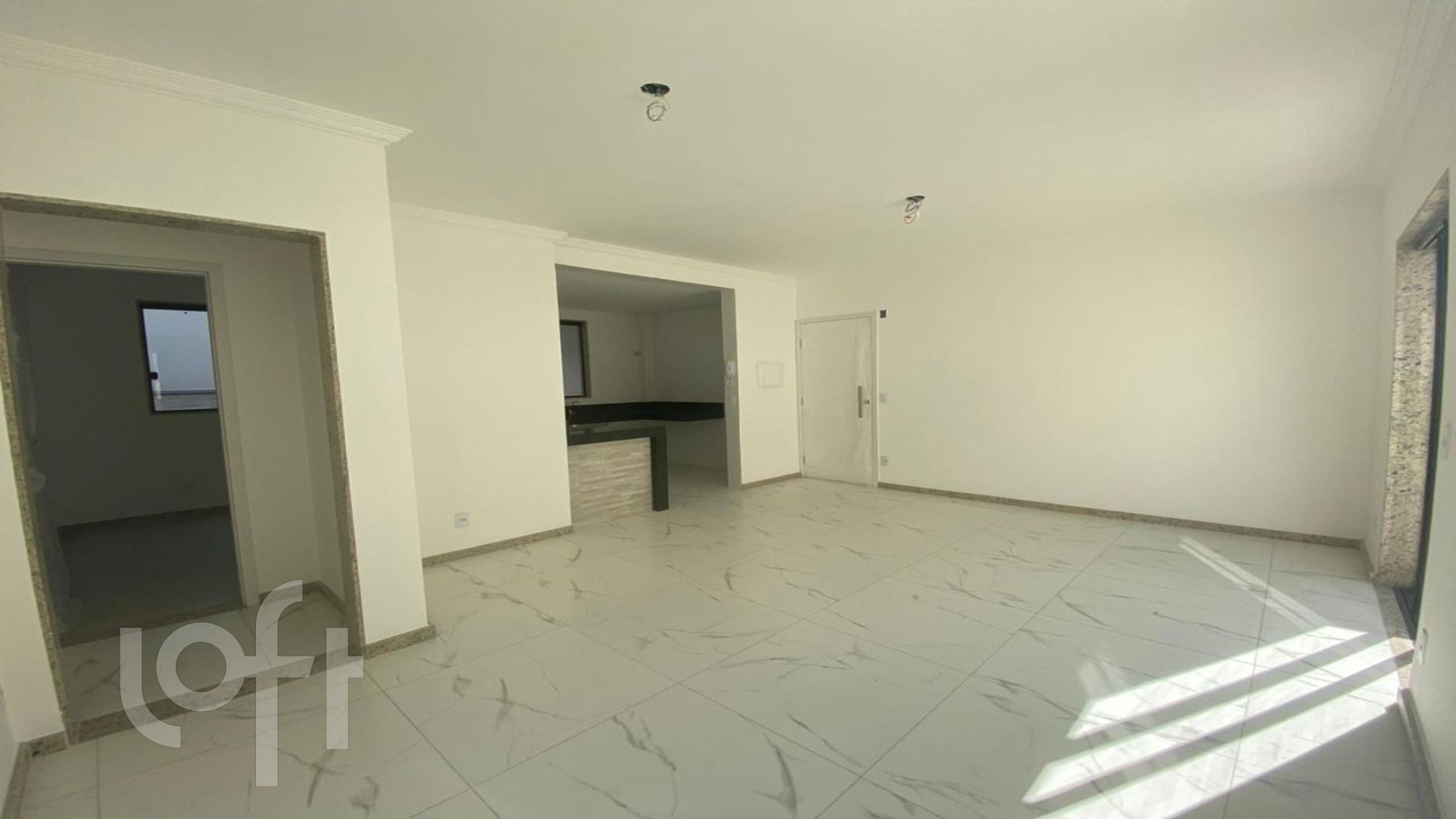 Apartamento à venda com 3 quartos, 74m² - Foto 2