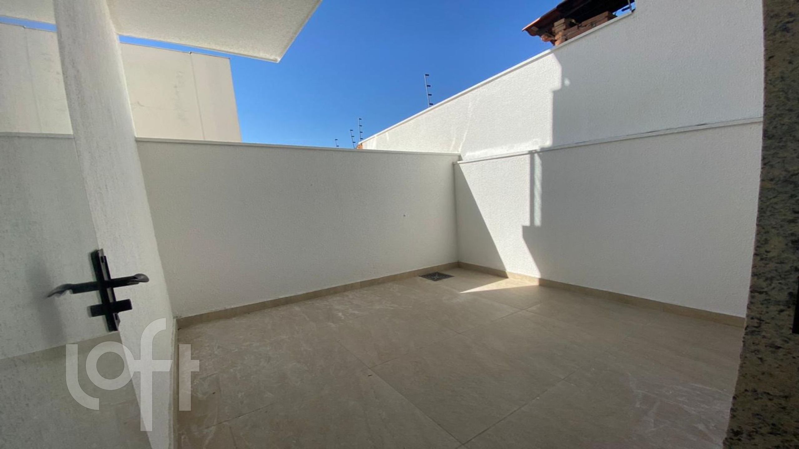 Apartamento à venda com 3 quartos, 74m² - Foto 18